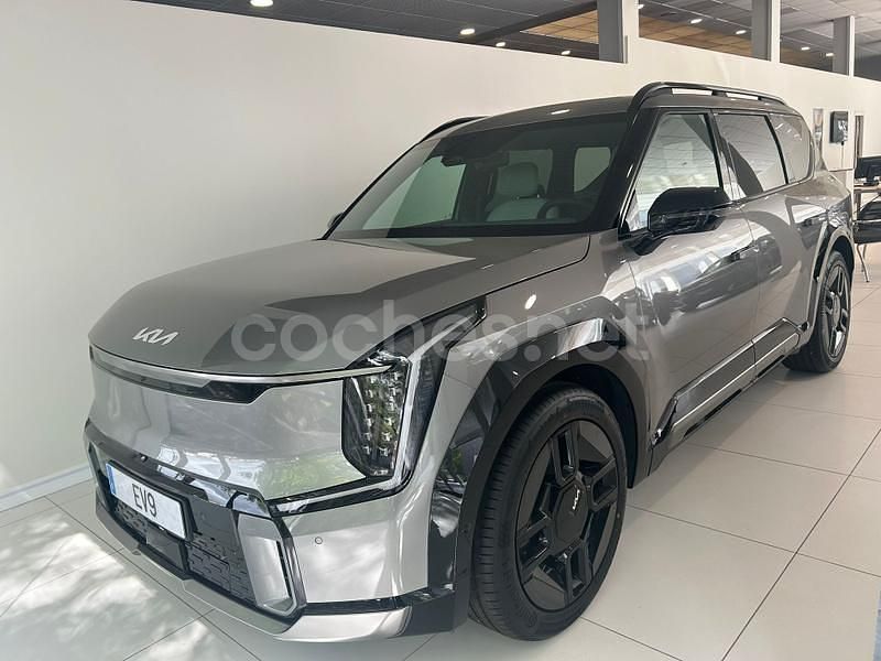 Eléctrico Nuevo 2025 Kia EV9 GT-Line SUV | 77.579 € - Imagen 1/4