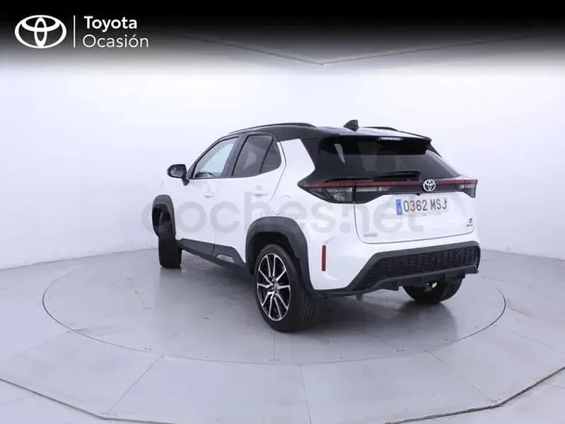 Używany Toyota Yaris Cross Sport 130 KM (95 kW) 2024 Biały SUV