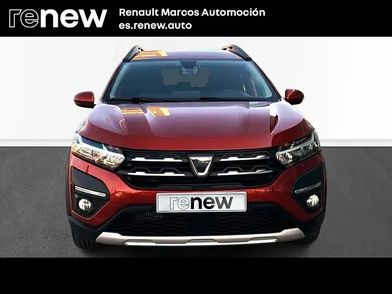 Usado Dacia Jogger Comfort 110 CV (80 kW) 2022 Naranja Monovolumen