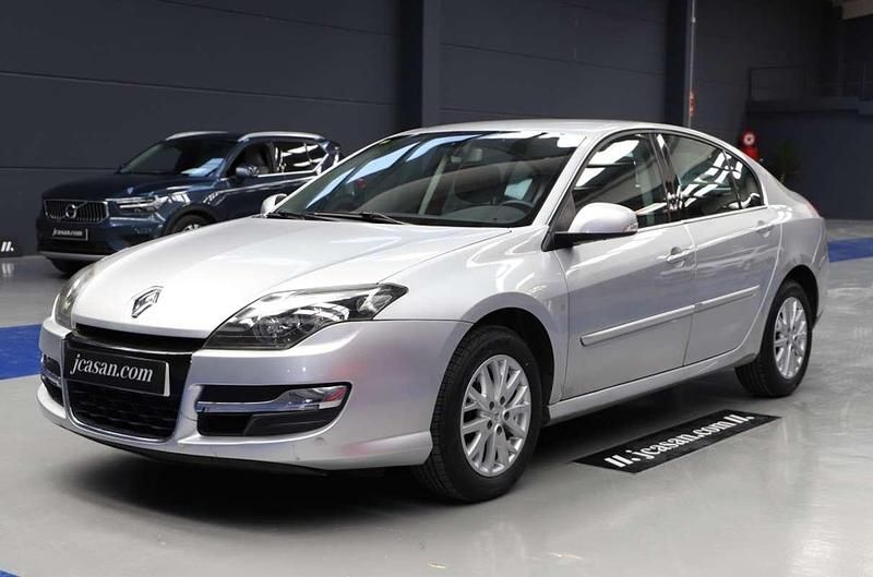 Usado Renault Laguna III 110 CV (80 kW) 2015 Gris Berlina