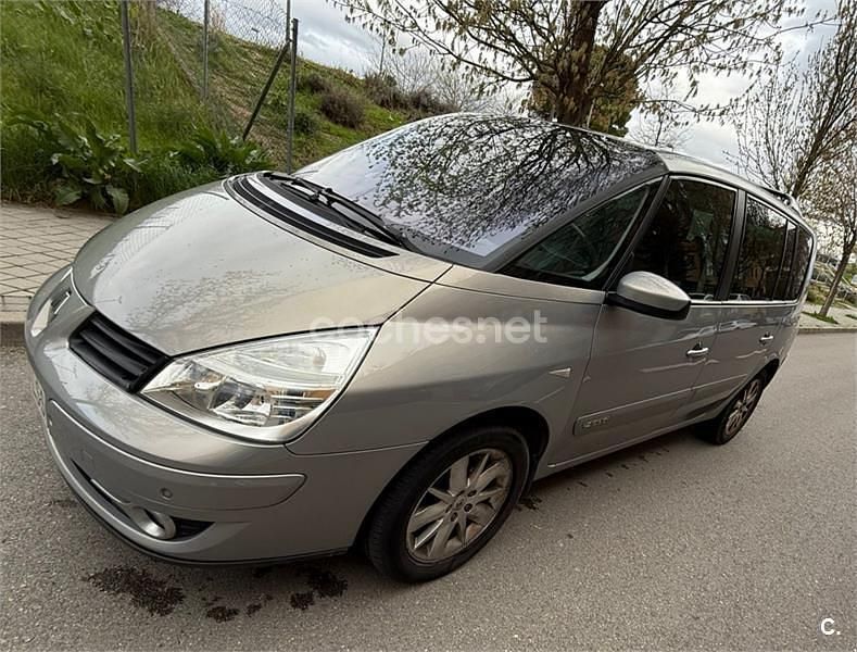 Usado Renault Espace 150 CV (110 kW) 2009 Gris / plata Monovolumen