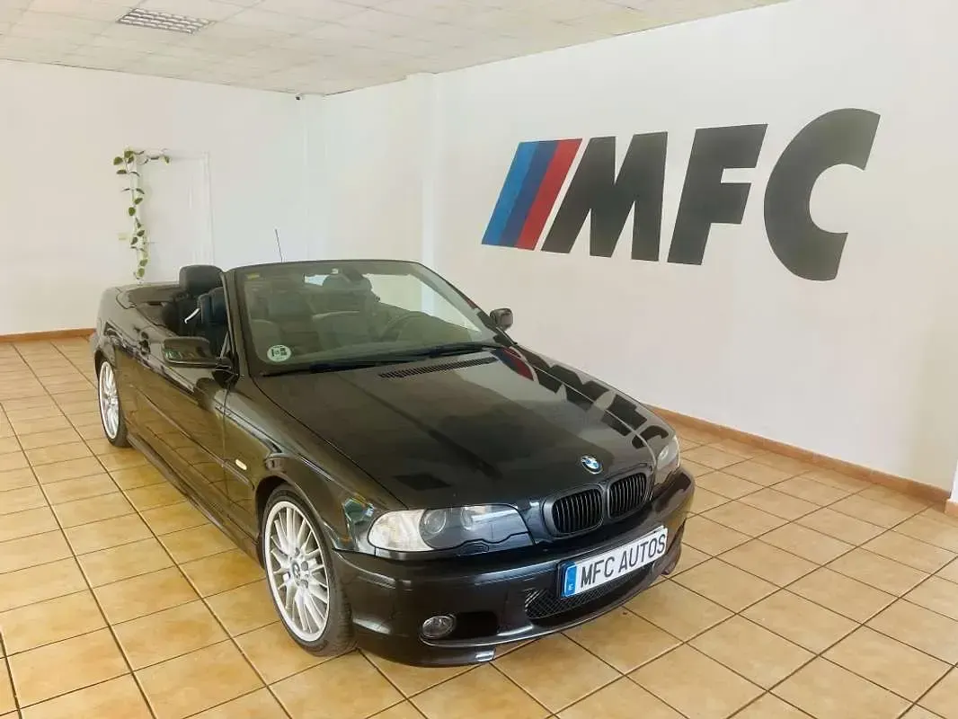 Usado BMW 330 Cabriolet 231 CV (169 kW) 2002 Negro Descapotable