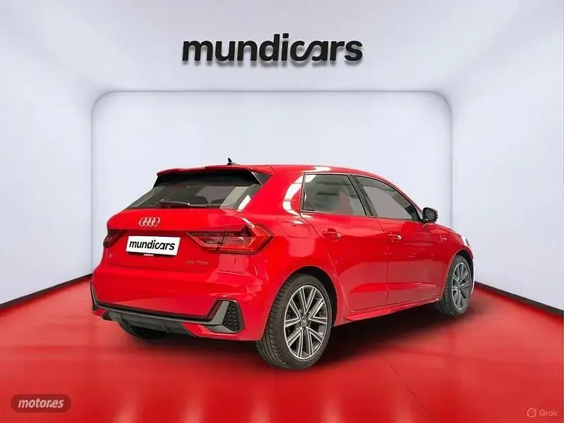 Usado Audi A1 Sportback S-Line 149 CV (109 kW) 2019 Rojo Utilitario