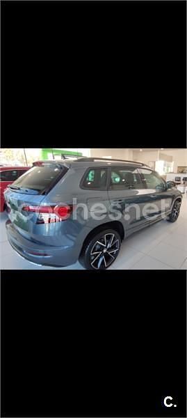Usado Skoda Karoq SportLine 150 CV (110 kW) 2021 Gris / plata SUV