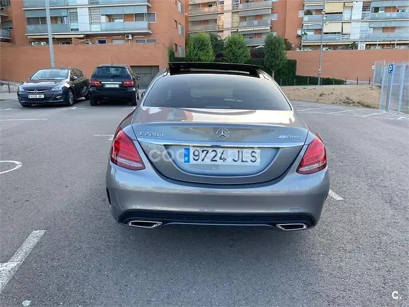 Używany Mercedes C200 136 KM (100 kW) 2016 Szary Sedan/Limuzyna