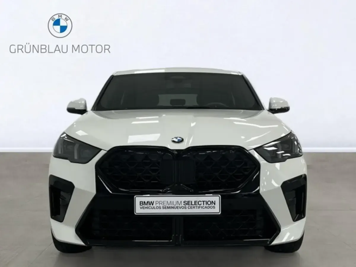 Usado BMW X2 Comfort Edition 150 CV (110 kW) 2024 Alpinweiss (sólido) SUV