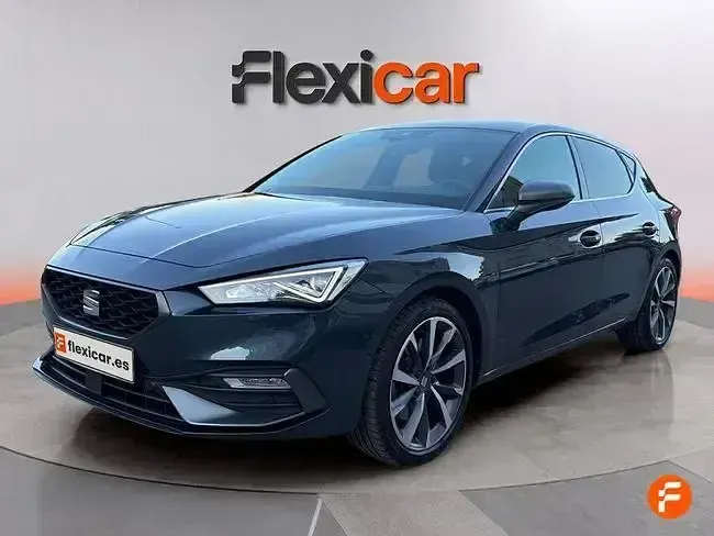 Usado Seat Leon FR 150 CV (110 kW) 2020 Gris Berlina