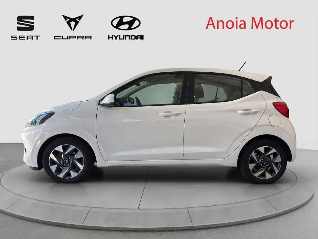 Usado Hyundai i10 67 CV (49 kW) 2024 Blanco Utilitario