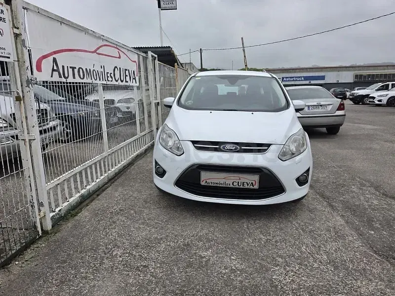 Usado Ford C-MAX Titanium 115 CV (84 kW) 2013 Blanco Monovolumen