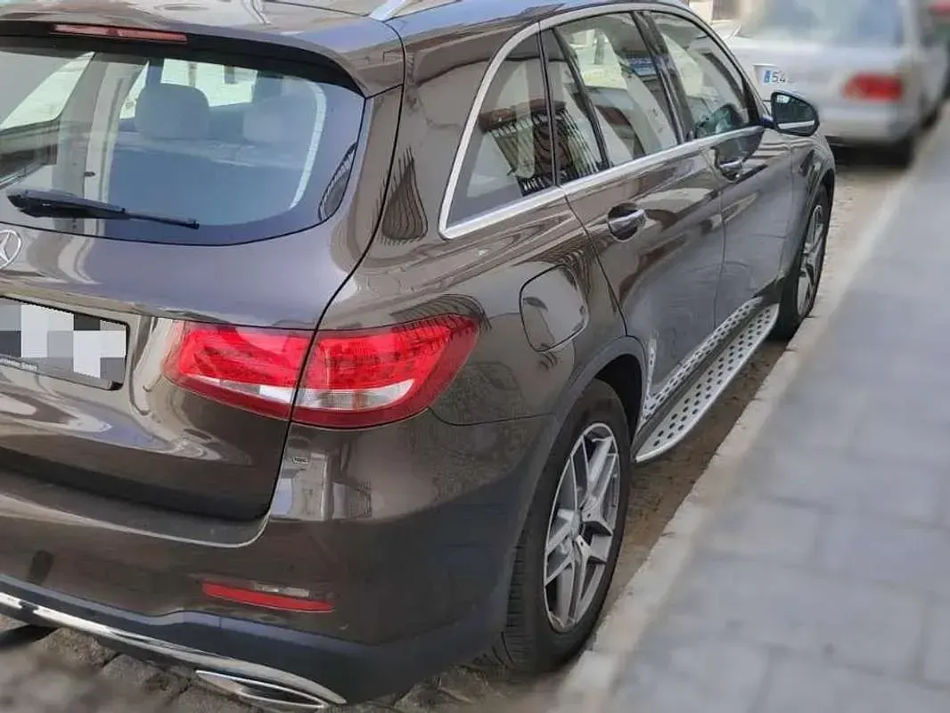 Usado Mercedes GLC250 AMG line 211 CV (155 kW) 2016 Marrón SUV