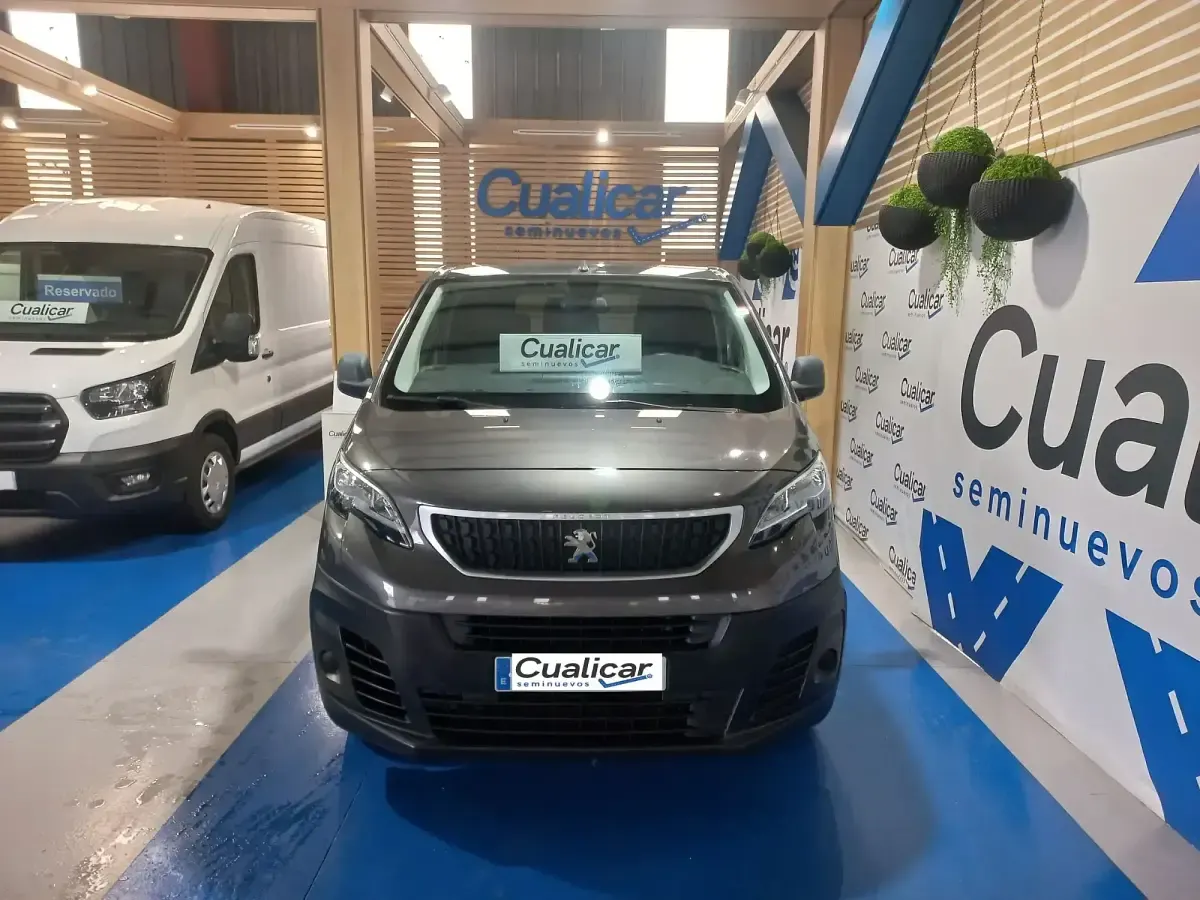 Usado Peugeot Expert S 120 CV (88 kW) 2019 Gris Van