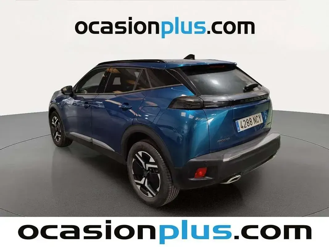 Usado Peugeot 2008 Allure 136 CV (100 kW) 2025 Azul SUV