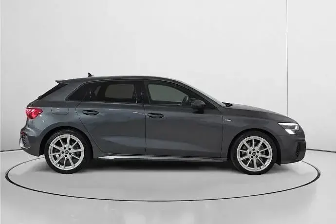 Usado Audi A3 S-Line 150 CV (110 kW) 2021 Gris Berlina