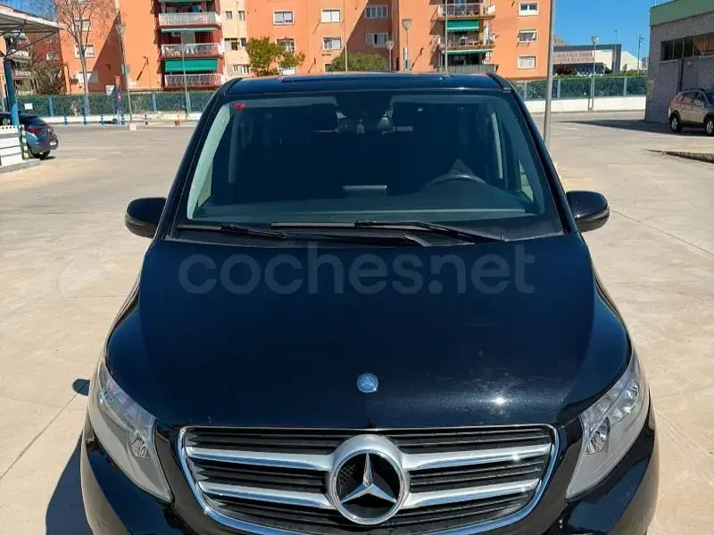 Usado Mercedes V220 Avantgarde 163 CV (119 kW) 2017 Negro Monovolumen