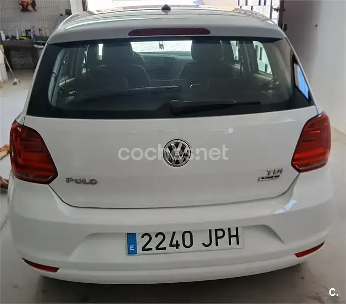 Usado VW Polo Edition 75 CV (55 kW) 2016 Blanco Berlina