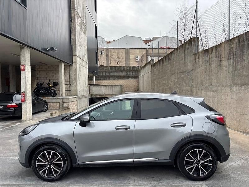 Usado Ford Puma ST-Line 120 CV (88 kW) 2021 Gris / plata SUV