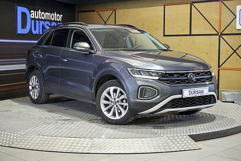 Usado VW T-Roc Life 150 CV (110 kW) 2022 Gris SUV