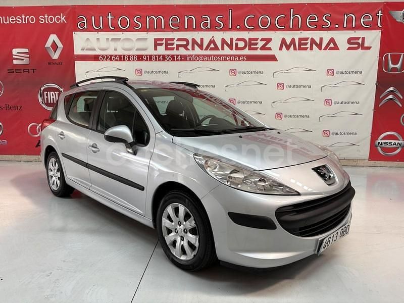 Gris / plata Usado 2008 Peugeot 207 Familiar | 4500 € (Precio justo) - Imagen 1/4