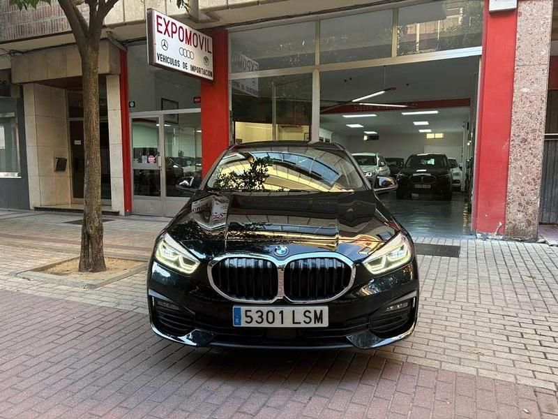 Usado BMW 118 140 CV (102 kW) 2021 Negro Utilitario