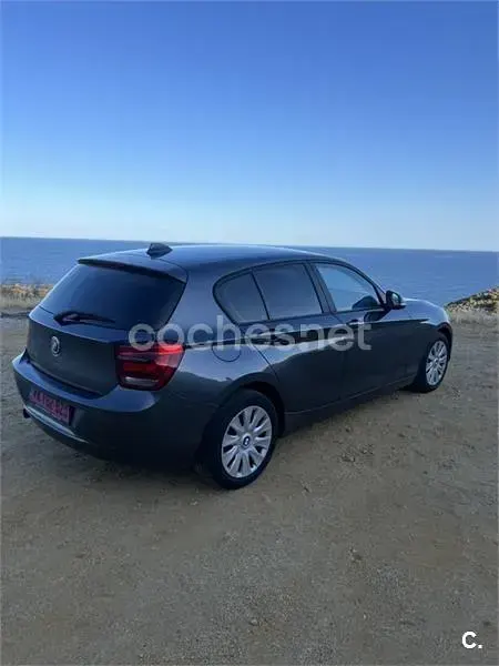Usado BMW 116 Sport Line 116 CV (85 kW) 2012 Gris / plata Utilitario