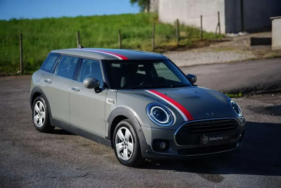 Usado Mini John Cooper Works Clubman 116 CV (85 kW) 2022 Gris Familiar