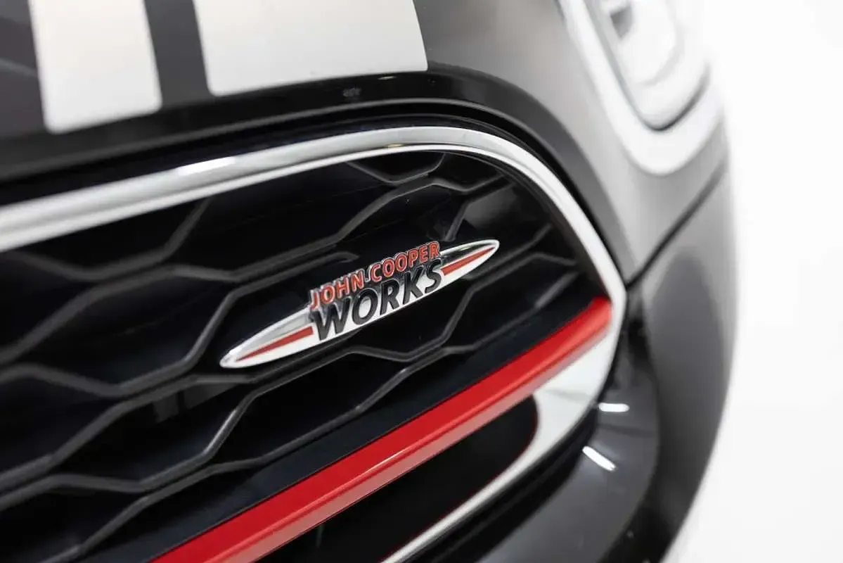 Usado Mini John Cooper Works Countryman 306 CV (225 kW) 2021 Negro SUV