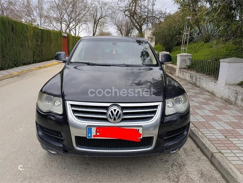 Usado VW Touareg 225 CV (165 kW) 2007 Negro SUV