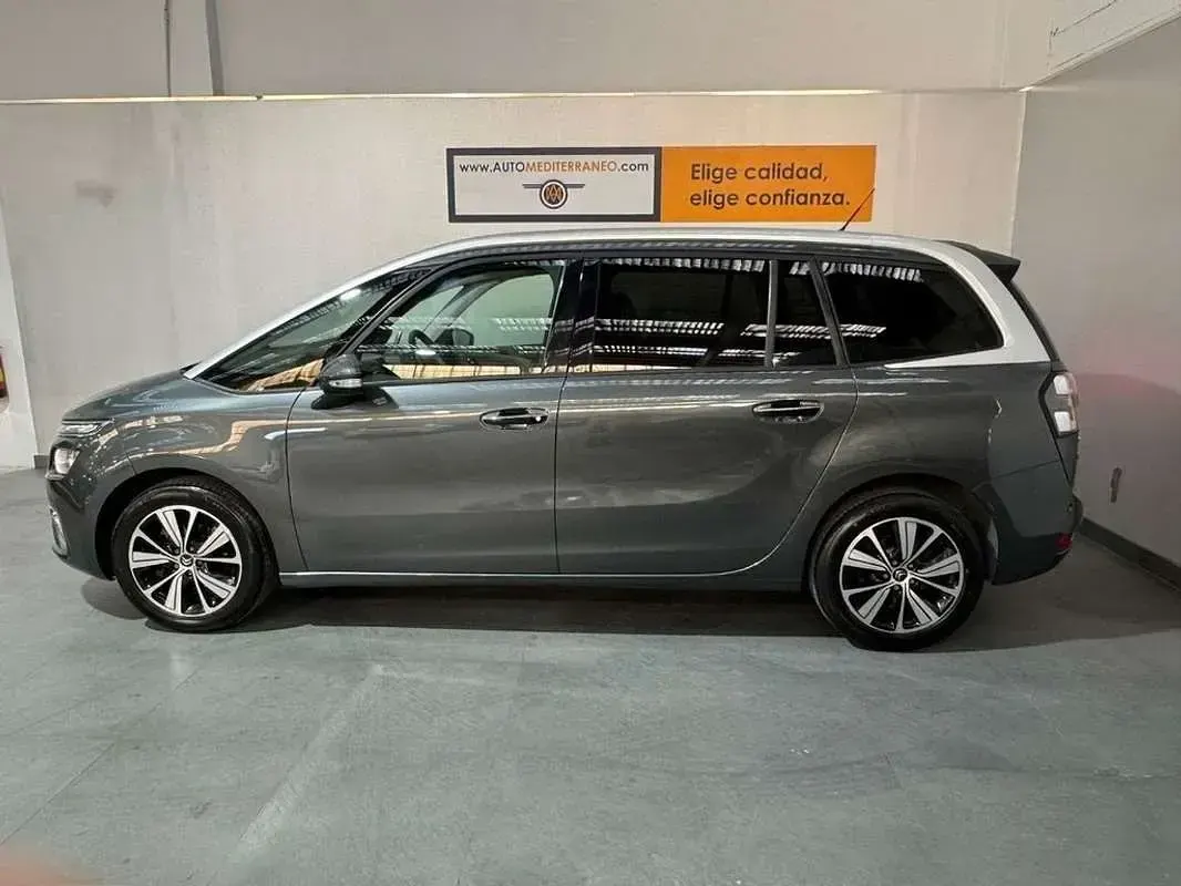 Usado Citroën C4 Shine 120 CV (88 kW) 2017 Gris Monovolumen
