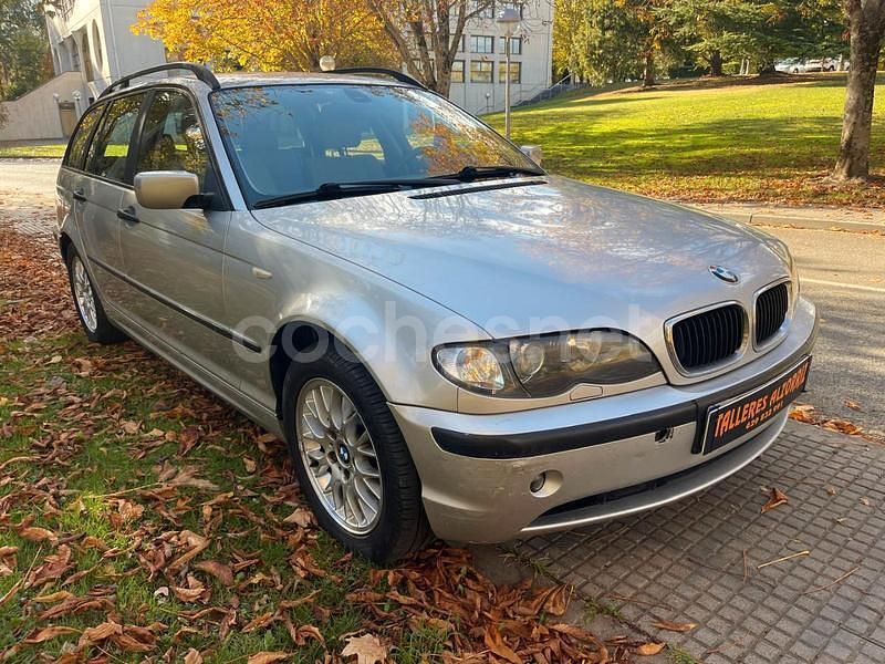 Usado BMW 320 150 CV (110 kW) 2003 Gris / plata Familiar