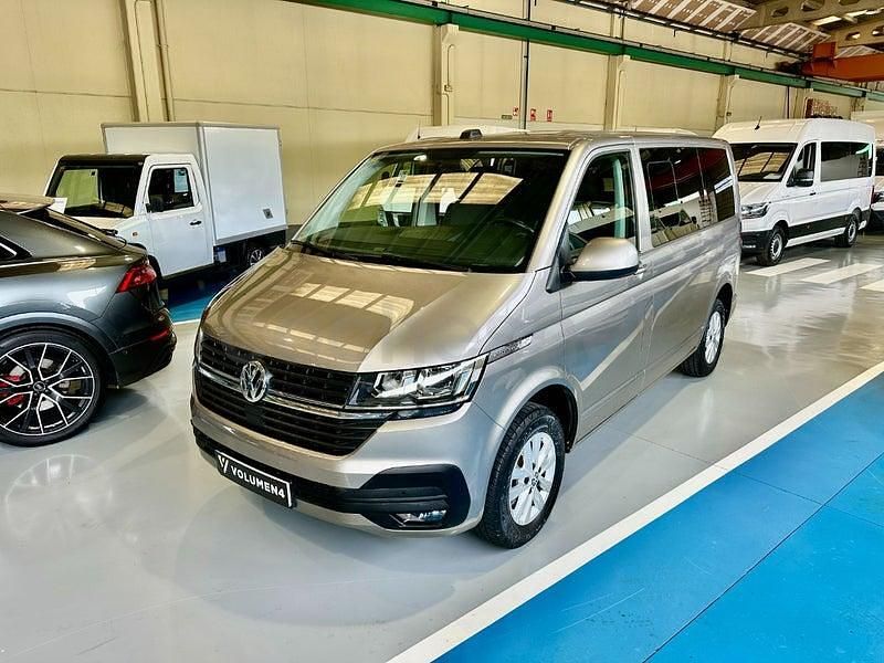 Usado VW Caravelle 110 CV (80 kW) 2024 Beige Monovolumen