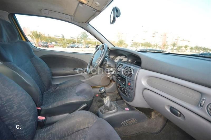 Amarillo Usado 2000 Renault Mégane Coupé Coupe | 1000 € - Imagen 1/4