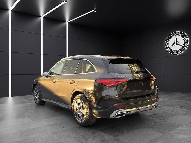 Nuevo Mercedes GLC220 197 CV (144 kW) 2025 Gris / plata SUV