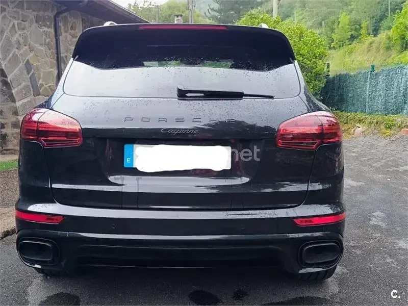 Usado Porsche Cayenne Platinum Edition 262 CV (192 kW) 2016 Negro SUV