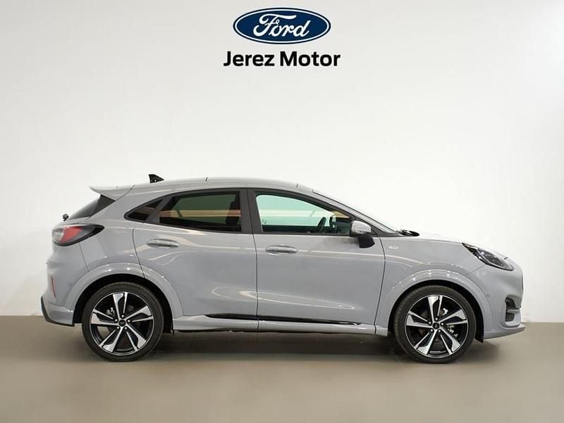 Usado Ford Puma ST-Line X 155 CV (114 kW) 2023 Plata solar