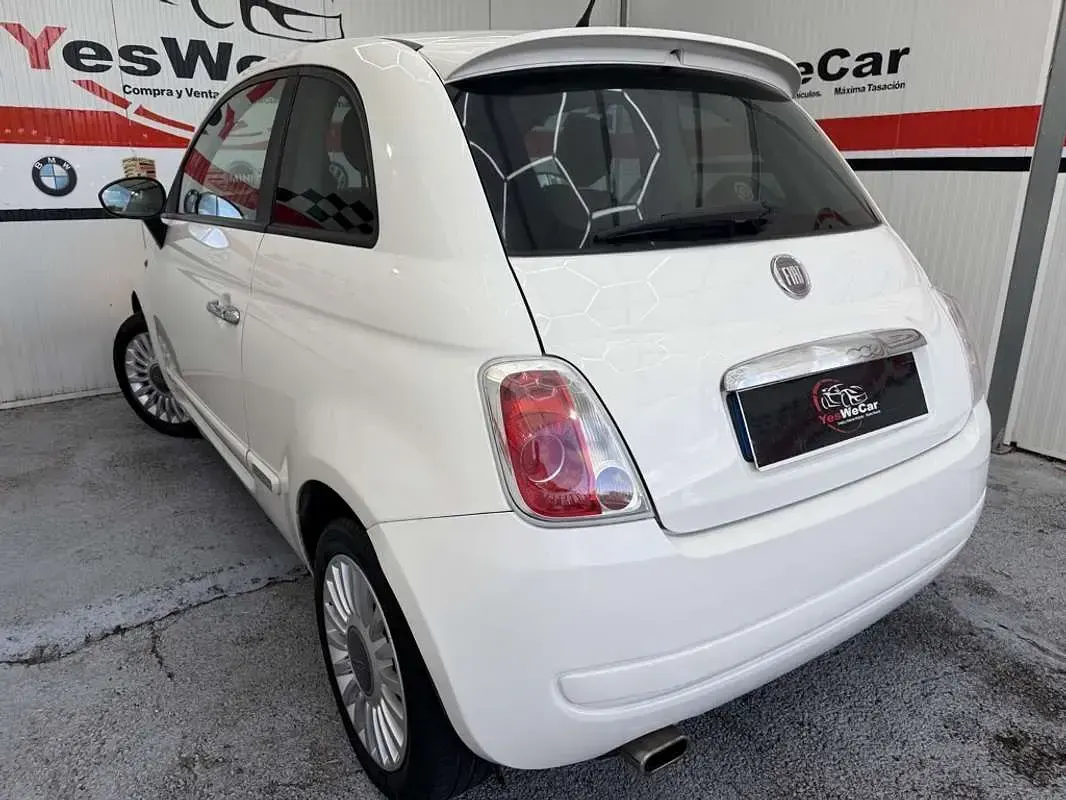 Usado Fiat 500 75 CV (55 kW) 2009 Blanco Descapotable
