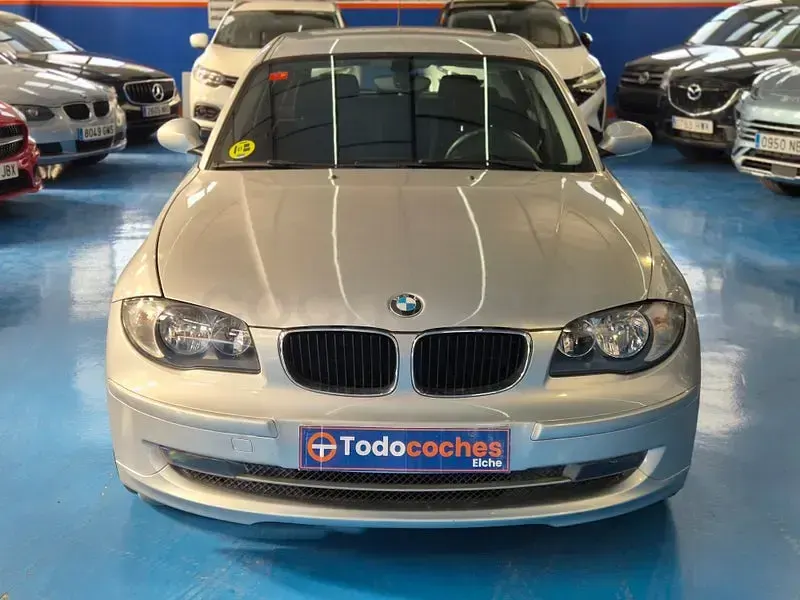 Usado BMW 120 Sport Line 163 CV (119 kW) 2006 Azul Utilitario