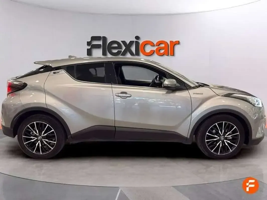 Usado Toyota C-HR Active 122 CV (89 kW) 2017 Gris SUV