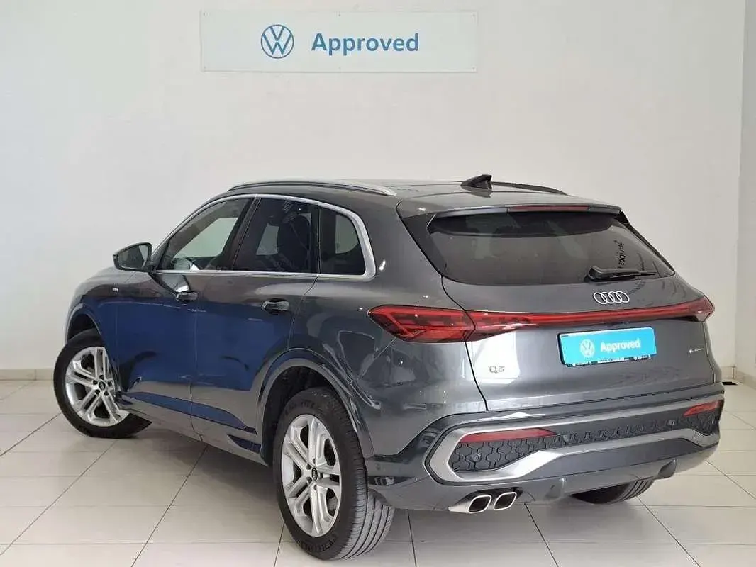 Usado Audi Q5 204 CV (150 kW) 2025 Gris SUV