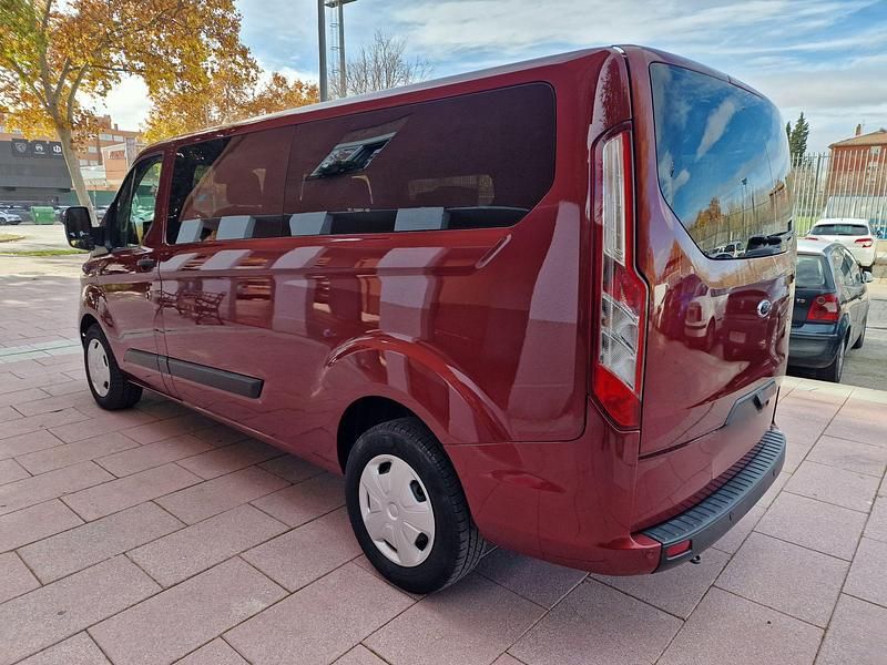 Usado Ford Transit Custom Trend 130 CV (95 kW) 2021 Rojo Familiar