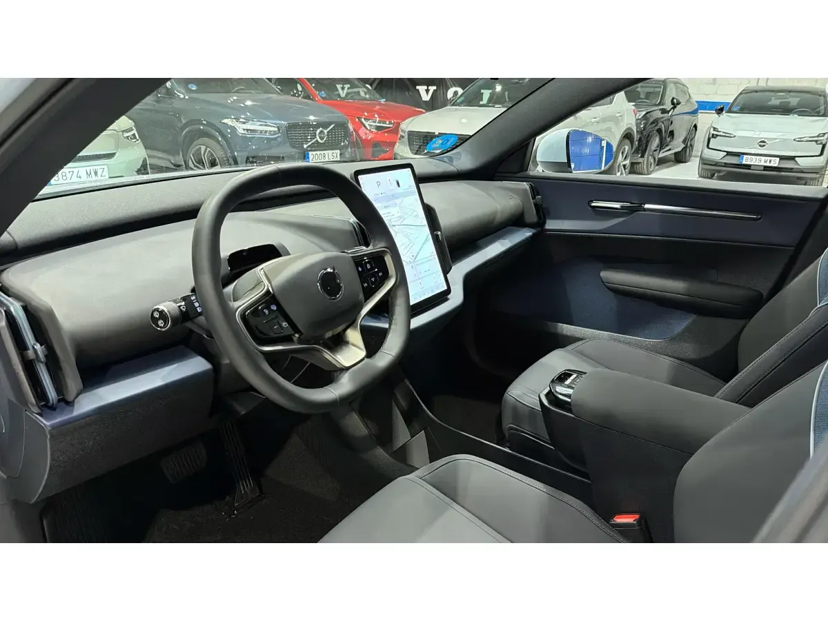 Usado Volvo EX30 Core 200 kW (272 CV) 2024 Azul SUV