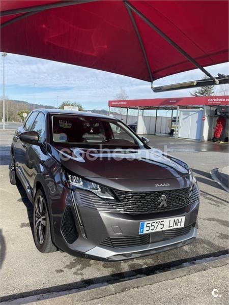 Usado Peugeot 3008 Allure 225 CV (165 kW) 2021 Gris / plata SUV