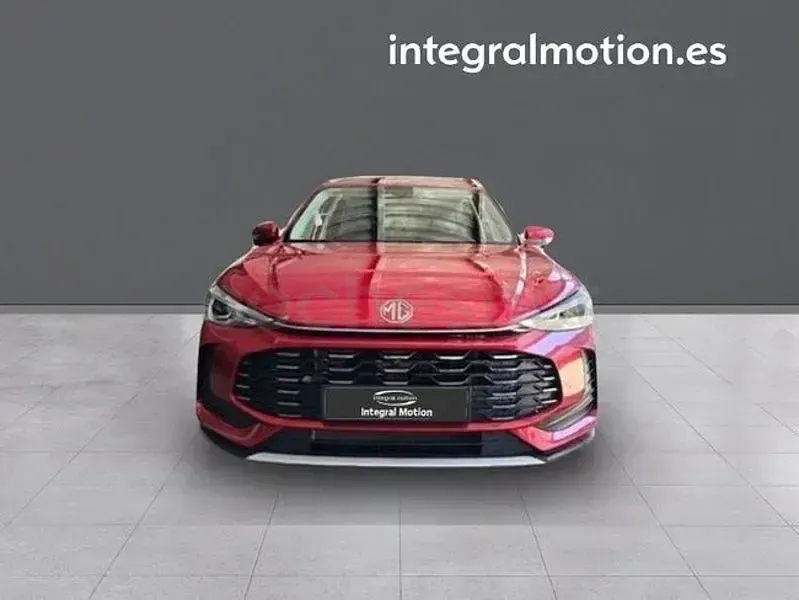 Usado MG ZS Luxury 197 CV (144 kW) 2025 Rojo SUV
