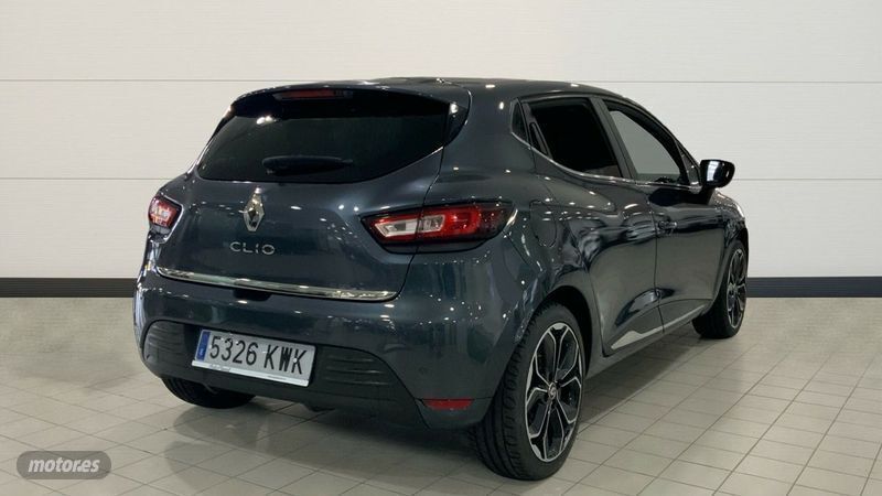 Usado Renault Clio IV Zen 90 CV (66 kW) 2019 Gris