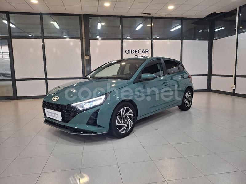 Verde Usado 2025 Hyundai i20 Berlina | 19.700 € (Un poco caro) - Imagen 1/4