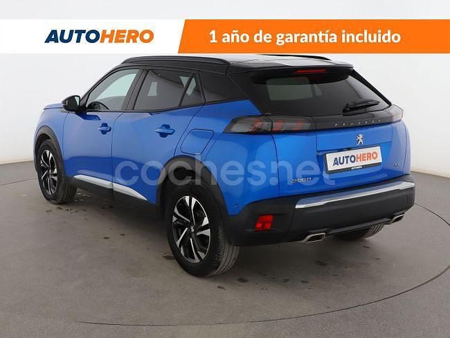 Usado Peugeot 2008 GT-line 131 CV (96 kW) 2021 Azul SUV