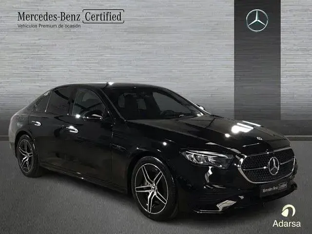 Usado Mercedes E220 197 CV (144 kW) 2025 Negro Berlina