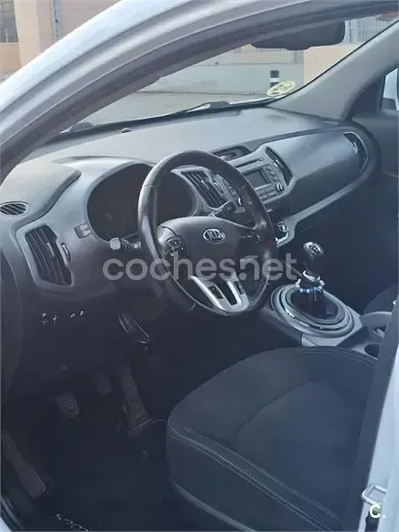 Usado Kia Sportage 115 CV (84 kW) 2015 Blanco SUV