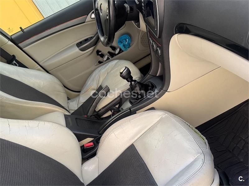 Usado Saab 9-3 Vector 150 CV (110 kW) 2008 Negro Berlina