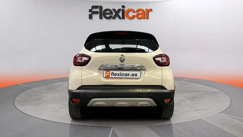 Usado Renault Captur LIMITED 90 CV (66 kW) 2019 Beige SUV