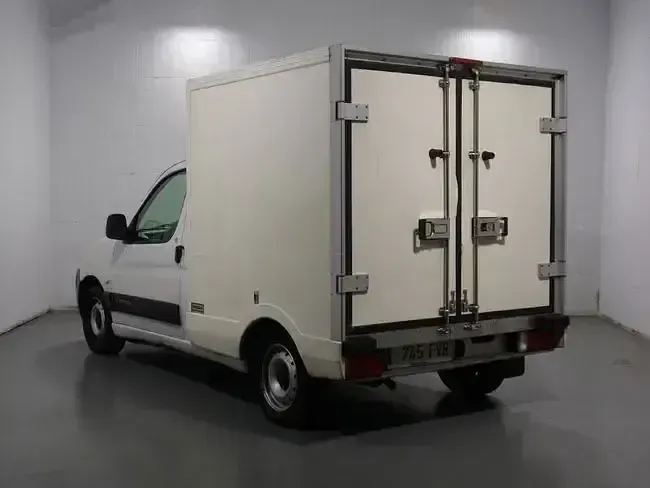 Käytetty Citroën Berlingo 90 HP (66 kW) 2007 Valkoinen Tila-auto